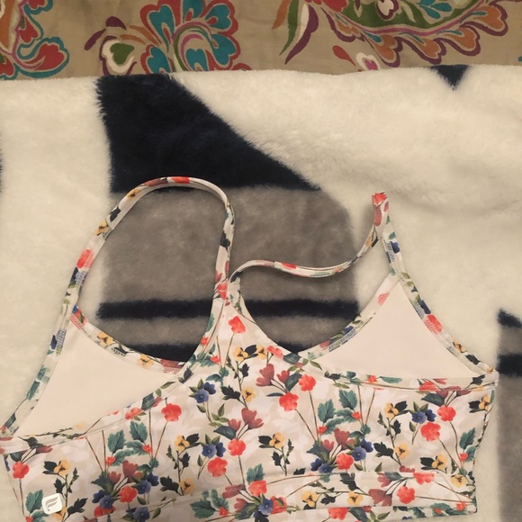 Fabletics floral sports bra - Picture 2 of 3